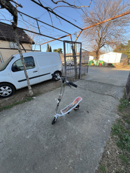 Space scooter kao novo