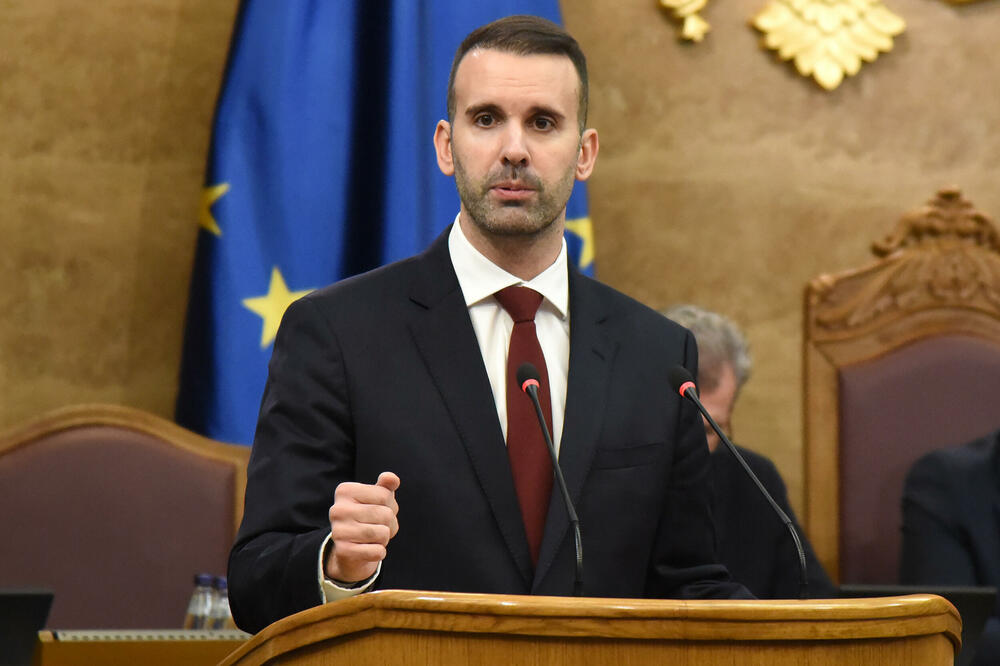 Spajić čestitao jevrejski praznik Hanuku: "Vaša predanost očuvanju vjerske, nacionalne i kulturne prepoznatljivosti..."