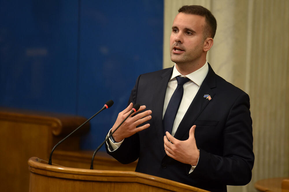 Spajić: Oštro osuđujemo ničim izazvane akte protiv nedužnih civila i suverene teritorije, Crna Gora čvrsto stoji uz UAE