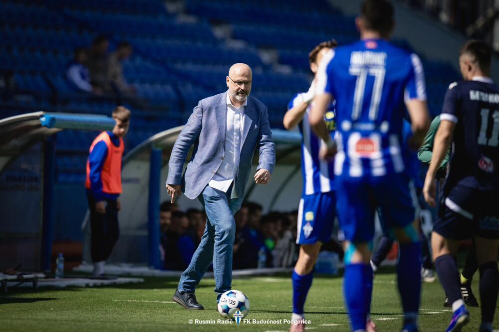 Spalević i Mujović poželjeli da Božović gostuje na Javnom servisu, Grof im nije izašao u susret