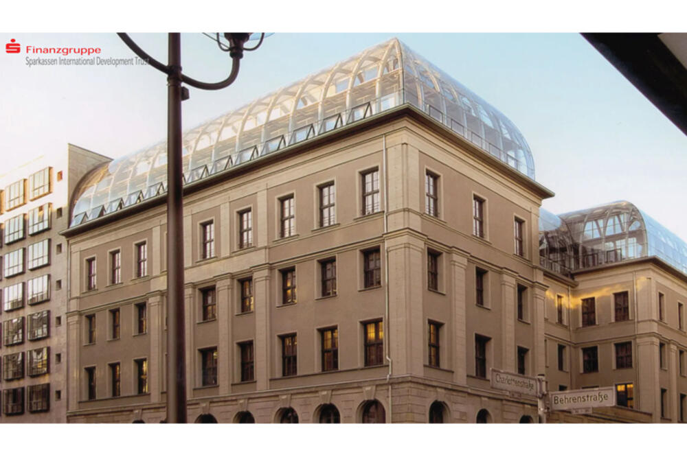 Sparkassen International Development Trust GmbH novi akcionar Lovćen banke