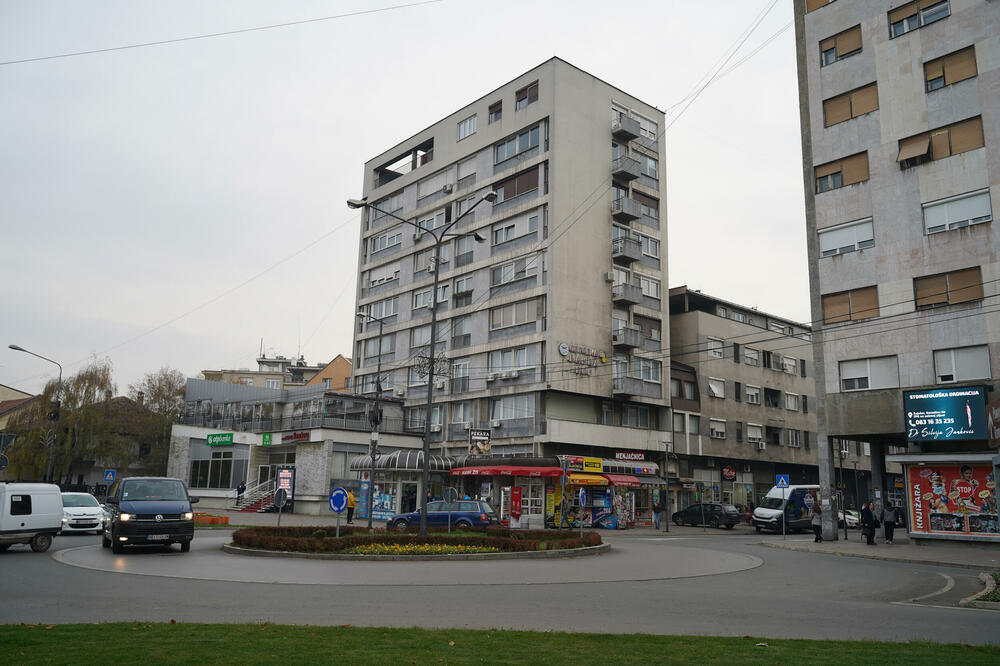 Srbija: U Zaječaru uhapšen petnaestogodišnjak zbog sumnje da je slao školama lažne dojave o bombama