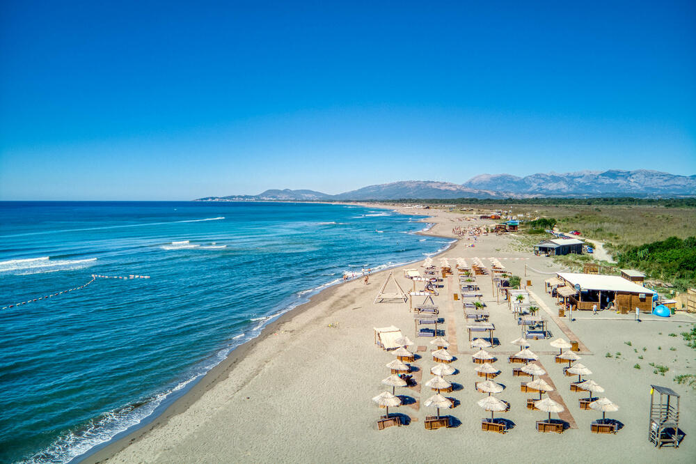 Štit od "predatora": Studijom revizije predviđeno unaprjeđenje zaštite Velike plaže