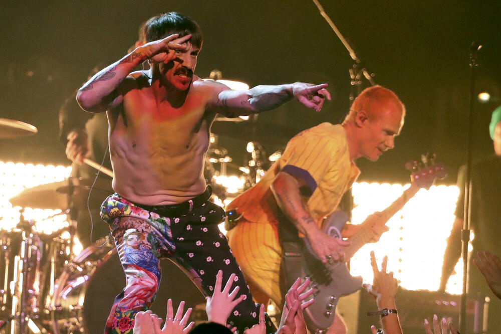 Stiže dokumentarac o bendu Red Hot Chili Peppers