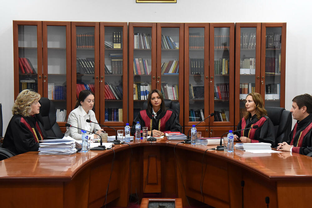 Stopirajte retroaktivni udar Vlade na građane