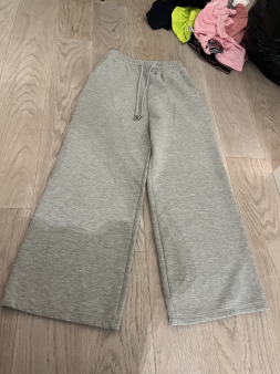 Stradivarius pantalone S novo