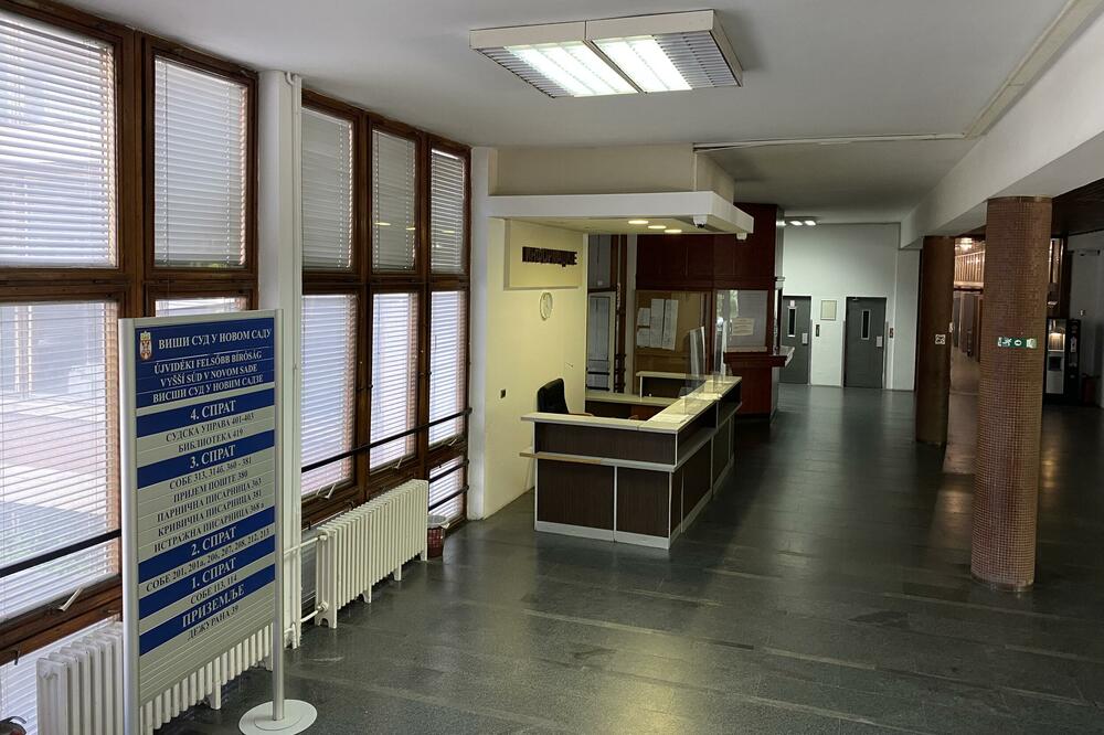 Sud u Novom Sadu: Srbija i Željeznica da zbog smrti bliske osobe u padu nadstrešnice tužilji plate 10.000.000 dinara