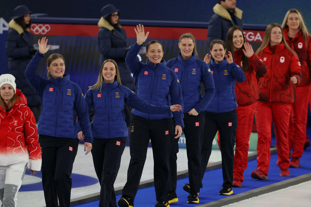 Šveđankama zlato u "šahu na ledu"