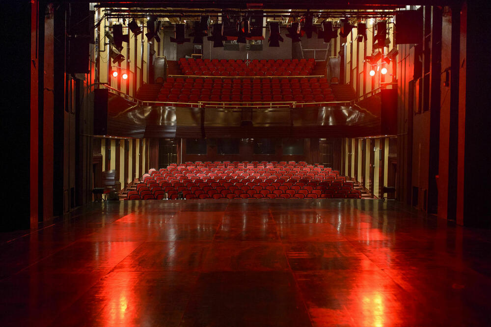 Svjetski dan pozorišta u Crnoj Gori: Između sistema i nezavisne borbe