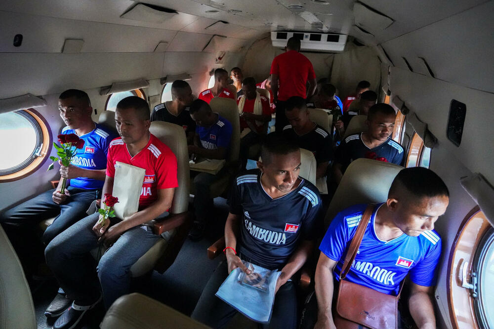 Tajland oslobodio 18 ratnih zarobljenika iz Kambodže u skladu sa sporazumom o prekidu vatre