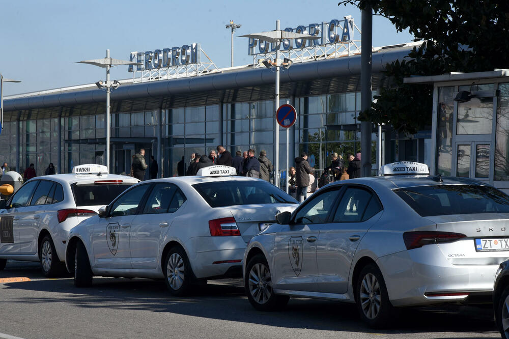 Taksi mjesta ispred podgoričkog Aerodroma dobila i firma "VUK BG"