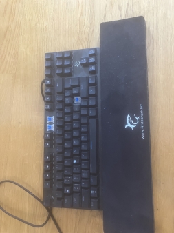 tastatura i podloga