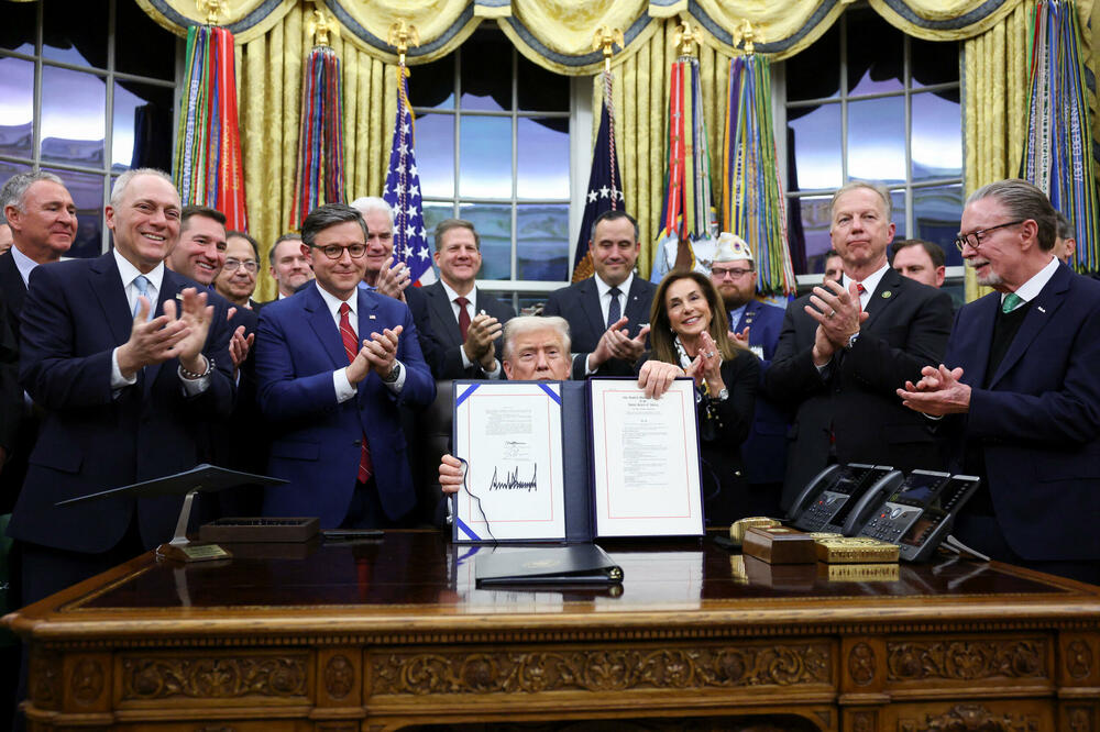 Tramp potpisao zakon o finansiranju, okončana najduža blokada američke vlade ikad