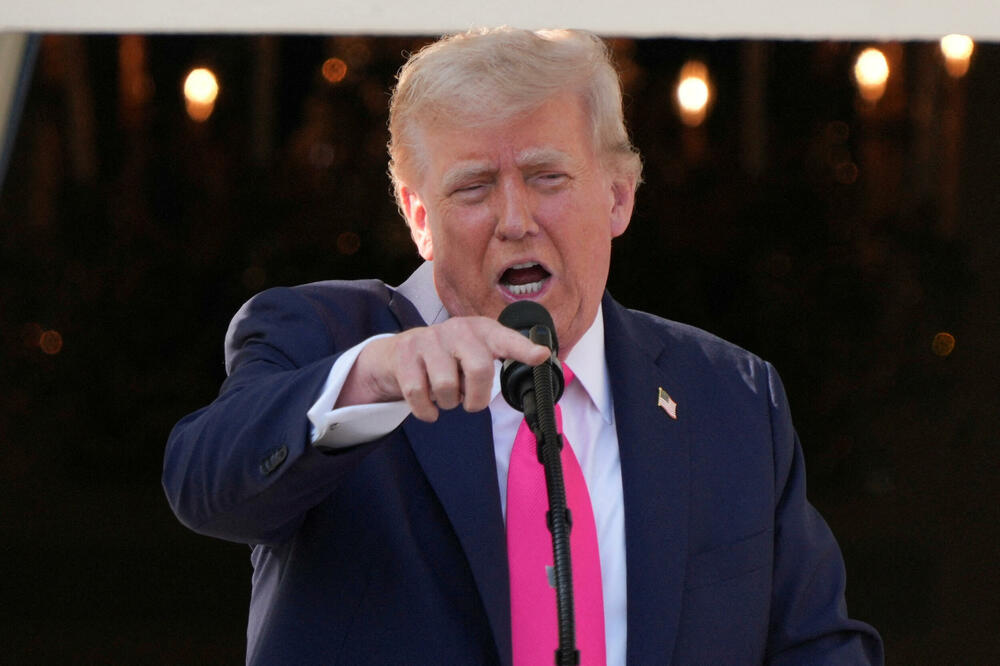 Tramp: Veoma je opasno za Veliku Britaniju da sarađuje sa Kinom