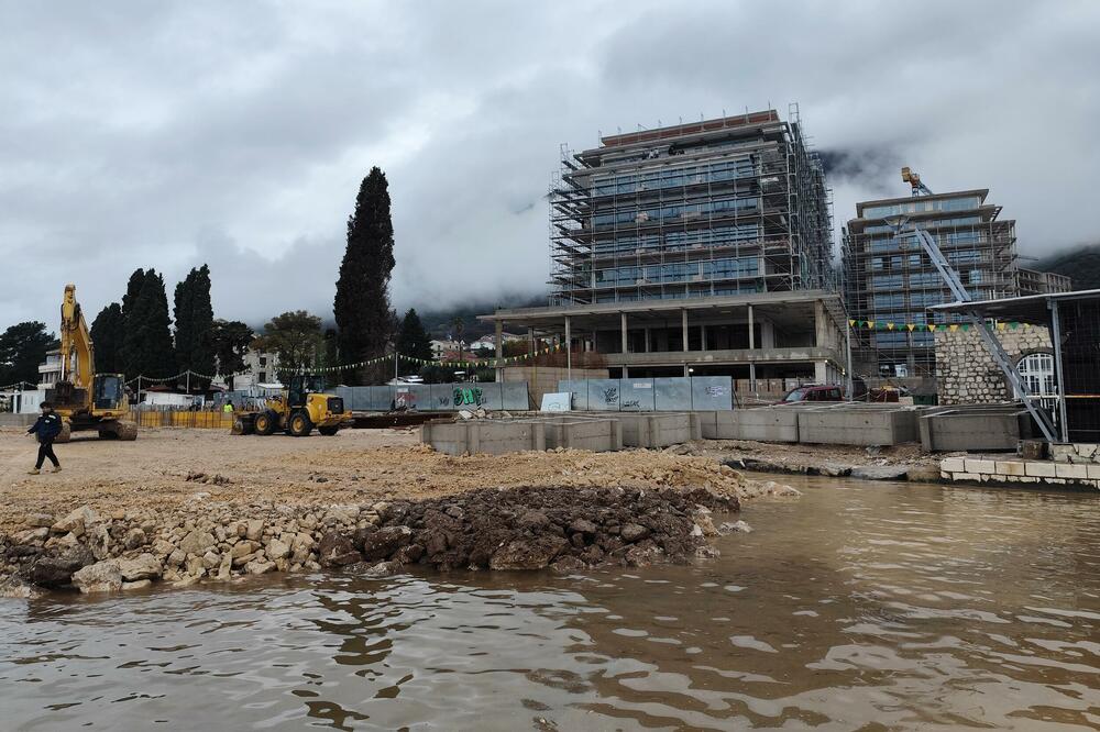 Traže krivca za uništenje obale u Baošićima