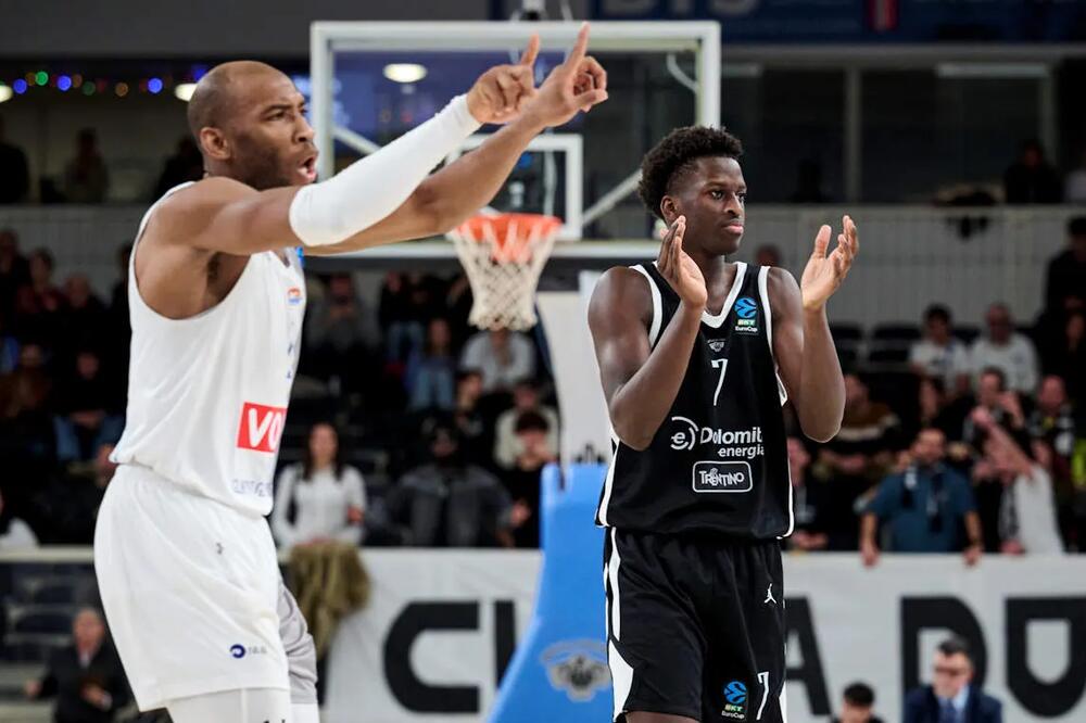 Trento se pita, a ni poraz Turk telekoma u turskom derbiju ne garantuje Budućnosti domaći terenu u plej-ofu