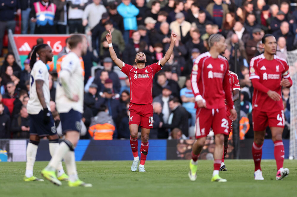 Tri meča - 19 golova: Petarda Liverpula, luda utakmica na "Tarf Muru"