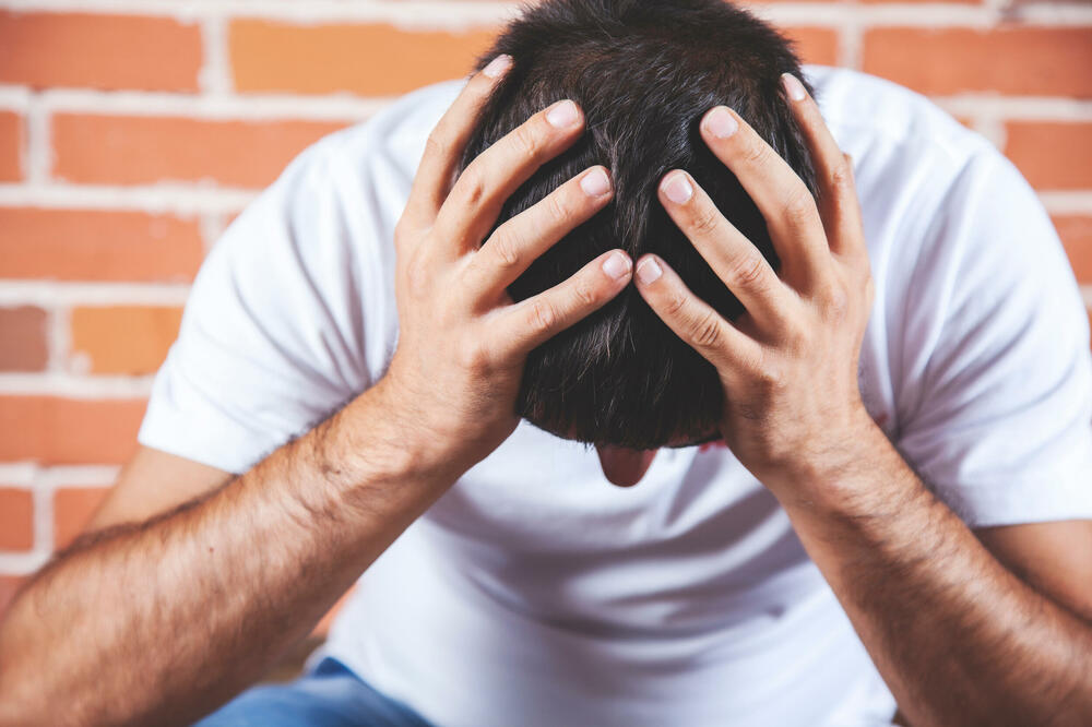 Tri načina da upravljate reakcijom na stres, a da ne kažete nešto zbog čega ćete se kajati