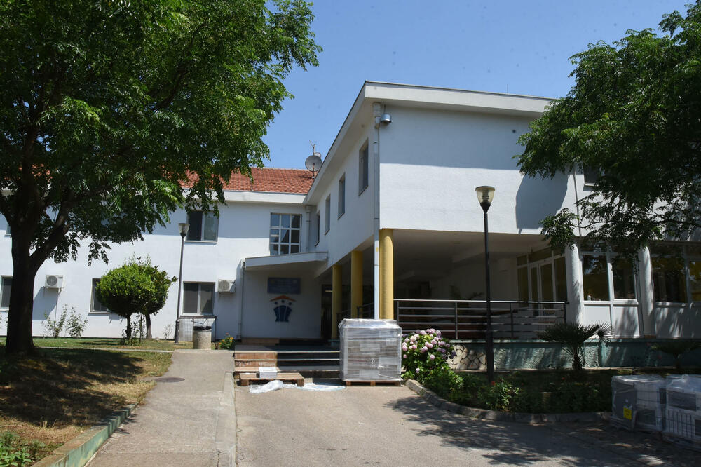 Troje poslali kući zbog kršenja pravila JU "Kakaricka gora"