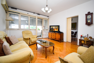 Trosoban stan 96m2, Autobuska Stanica - Podgorica