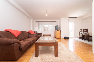 Trosoban stan, 92m2, 1. maj, Izdavanje