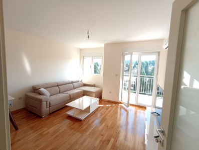 TROSOBAN STAN ,ZAČORIČ, CN5470