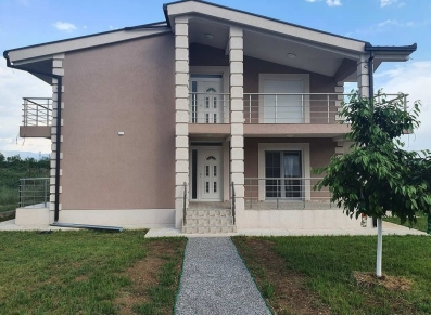 trosobna kuća