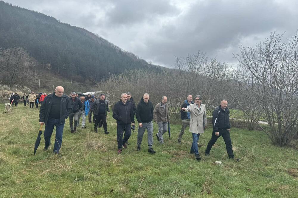 U Bijelom Polju protest protiv izgradnje tri nove farme
