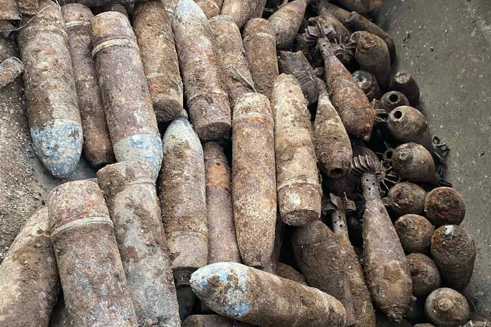 U dvorištu osnovne škole u Radanovićima pronađene bombe iz Drugog svjetskog rata