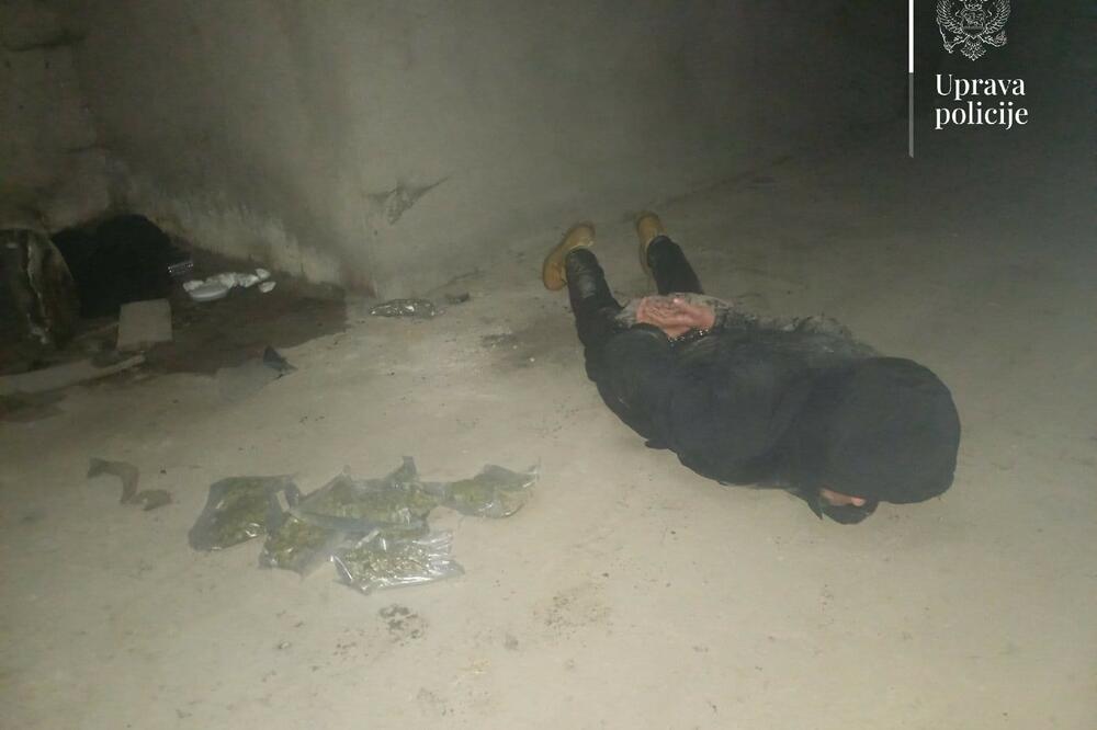 U Rožajama i Plavu oduzeto preko kilogram droge, puške, pištolj, više od 50 metaka, jedna osoba uhapšena...