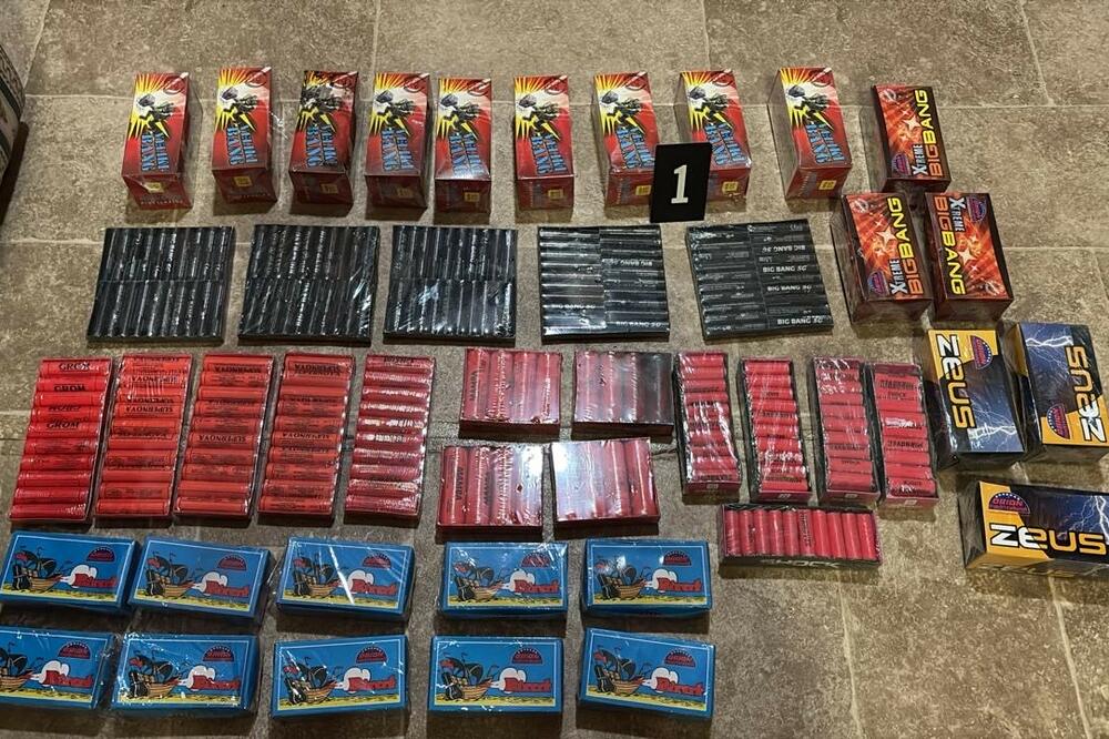 U Ulcinju oduzeto skoro dvije hiljade petardi