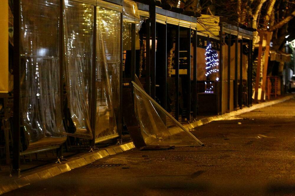 U vazduh šalju i za 1.500 eura: Bivši policajci na Skaju o postavljanju bombi ispred &ldquo;neprijateljskih&rdquo; lokala