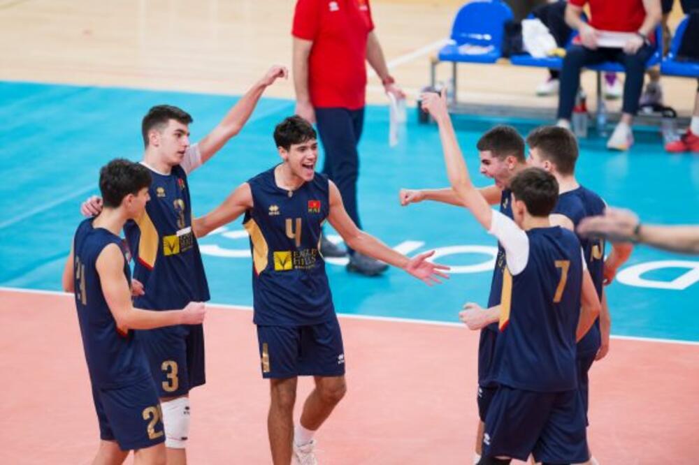 U18 reprezentativci spremni za akciju: Bošković odredio tim za završnu borbu za EP