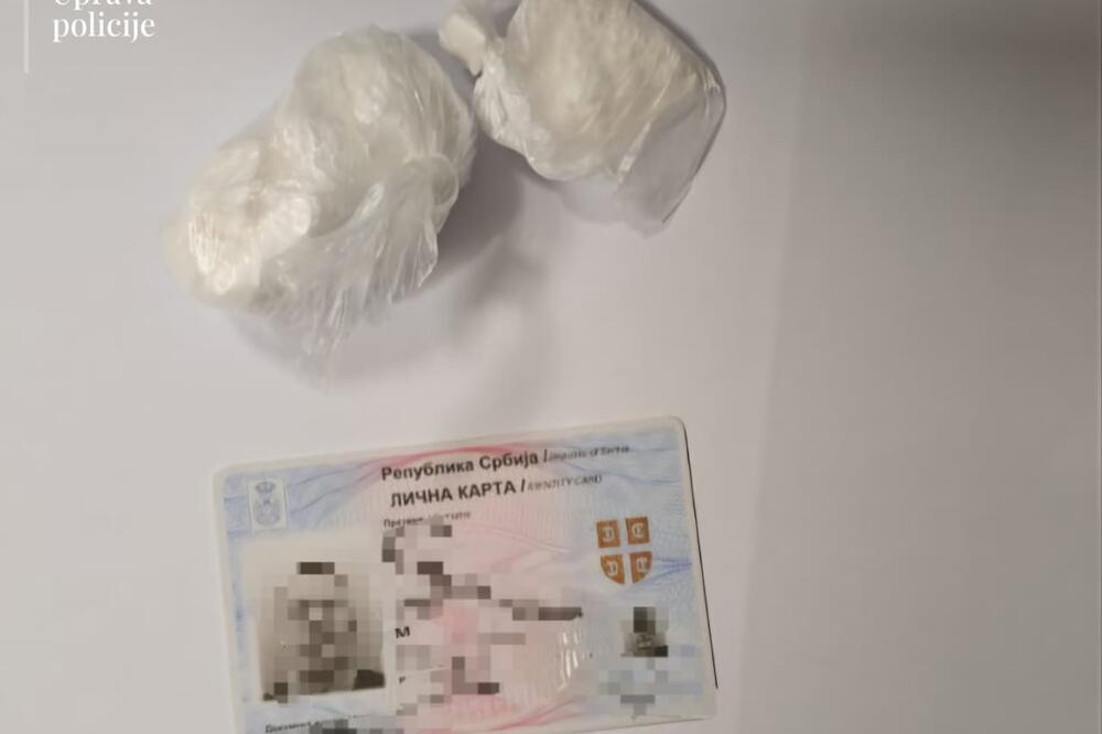 Uhapšen državljanin Srbije: Vozio drogiran, policija kod njega pronašla više od 22 grama kokaina?