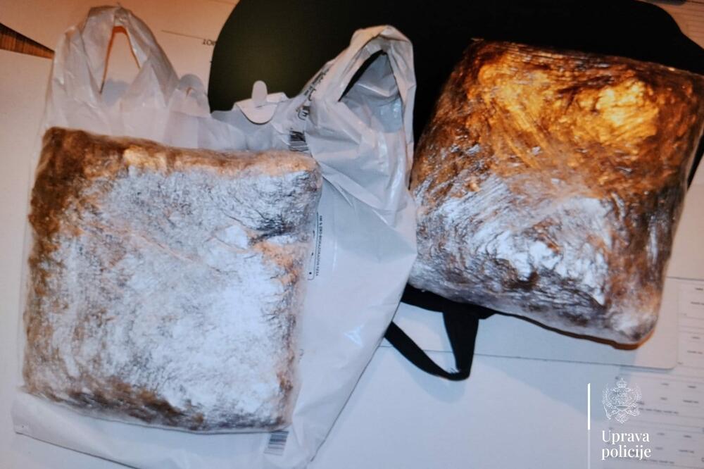 Uhapšen Pljevljak kod kojeg je pronađeno više od dva kilograma marihuane