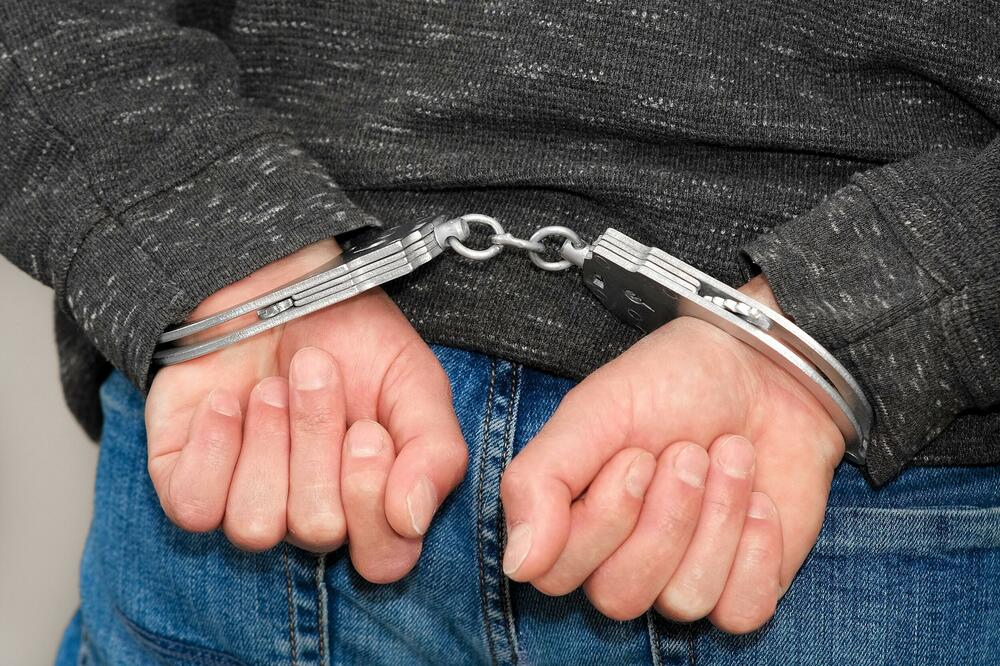 Uhapšen zbog sumnje da je prijetnio svastici