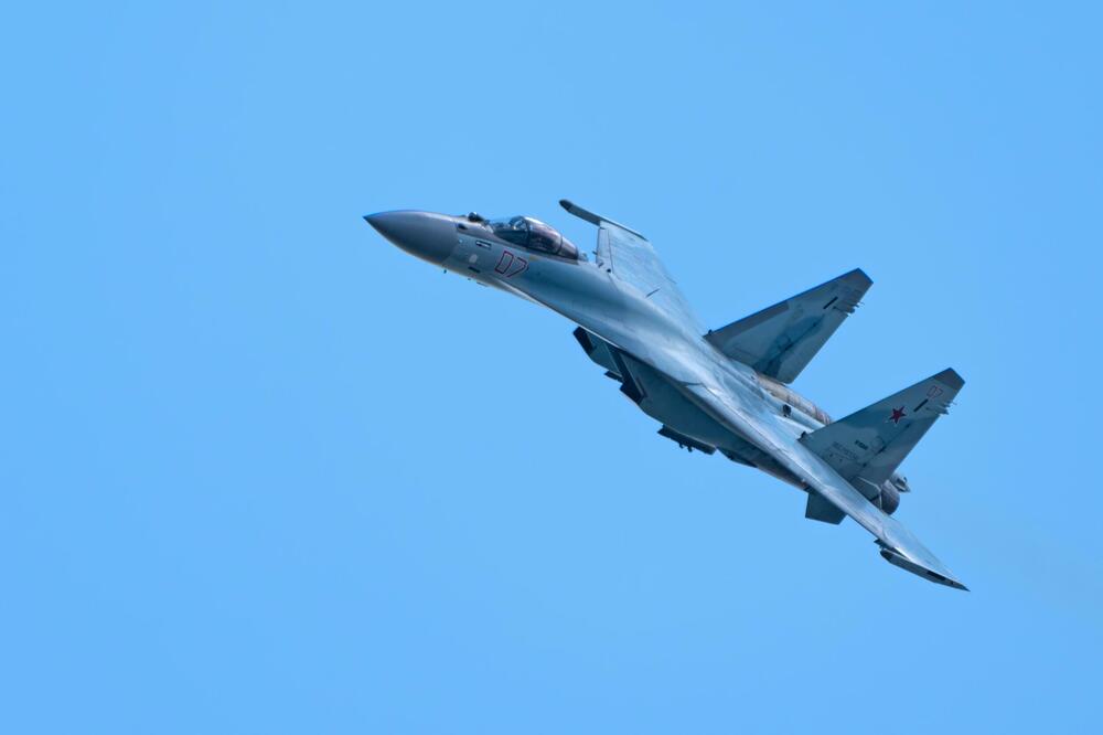 Ukrajinska vojska: Oboren ruski lovac Su-35 