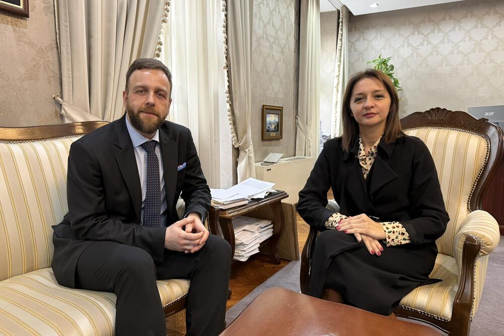 Uložiti dodatne napore kad u pitanju međuinstitucionalna saradnja i poštovanje i izvršenje odluka na nacionalnom nivou