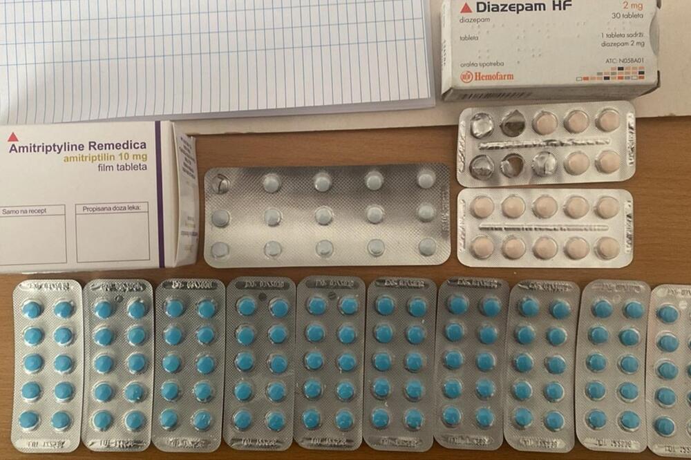 UP: Pretresi na sjeveru, uhapšena jedna osoba, oduzezi pištolji, automobili, tablete, marihuana...