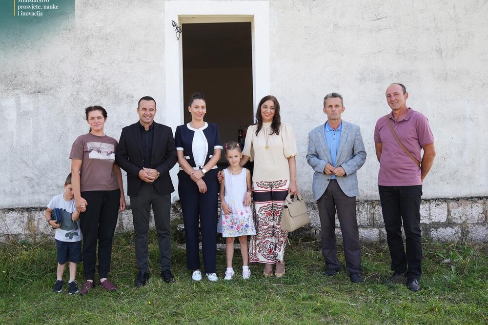 Upisan jedan đak prvak: Nakon 25 godina nastava u područnom odjeljenju OŠ "Dušan Obradović"