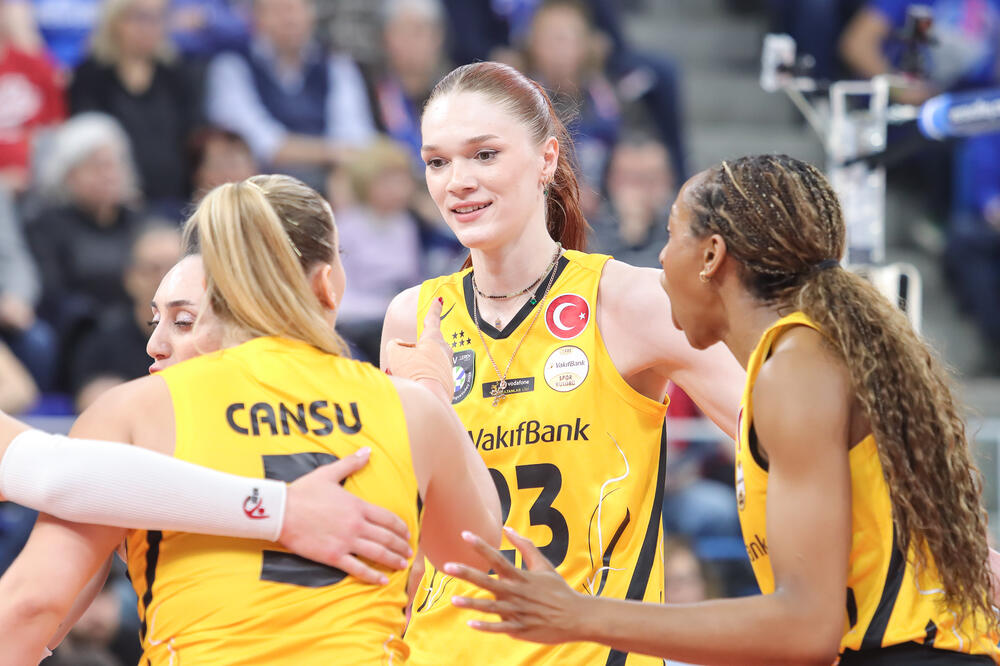 Veliki korak Koneljana i Skandićija, VakifBank pokvario italijansku žurku