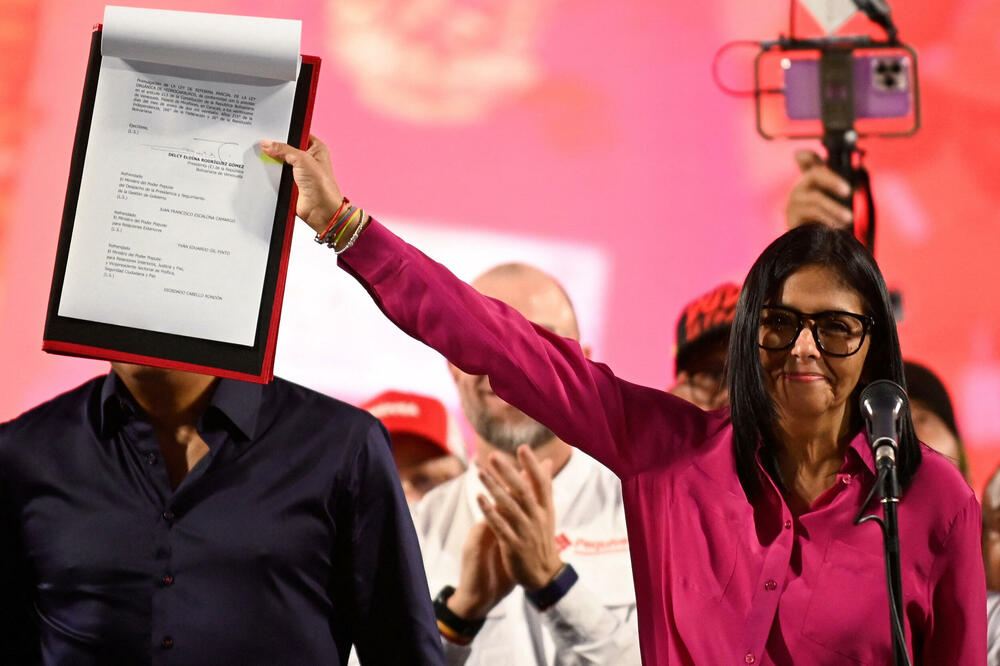 Venecuela: Rodriges potpisala zakon o odobravanju privatizacije naftnog sektora