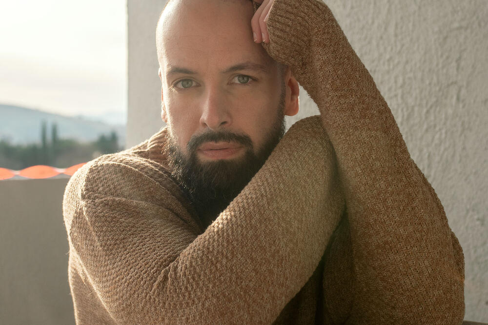 &bdquo;Viđi ga&rdquo;, novi singl Sivila