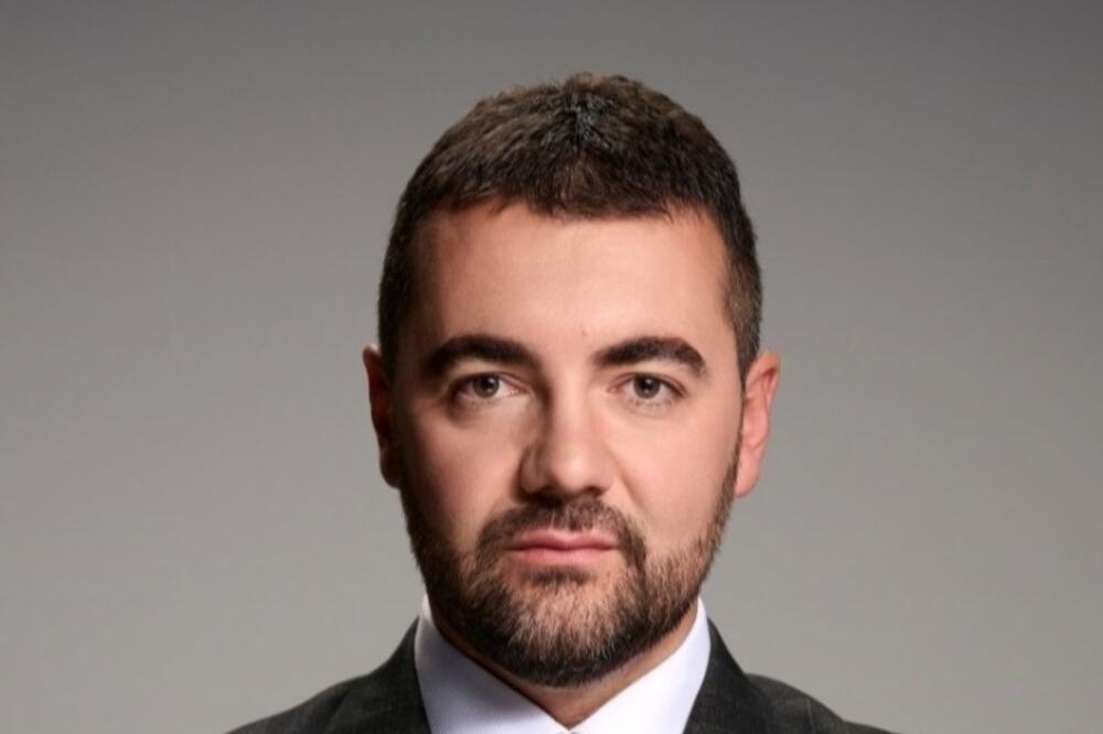 Vijesti u pola 7: Zaposleni u RTCG-u profitirao 70 hiljada eura od stana po povoljnim uslovima