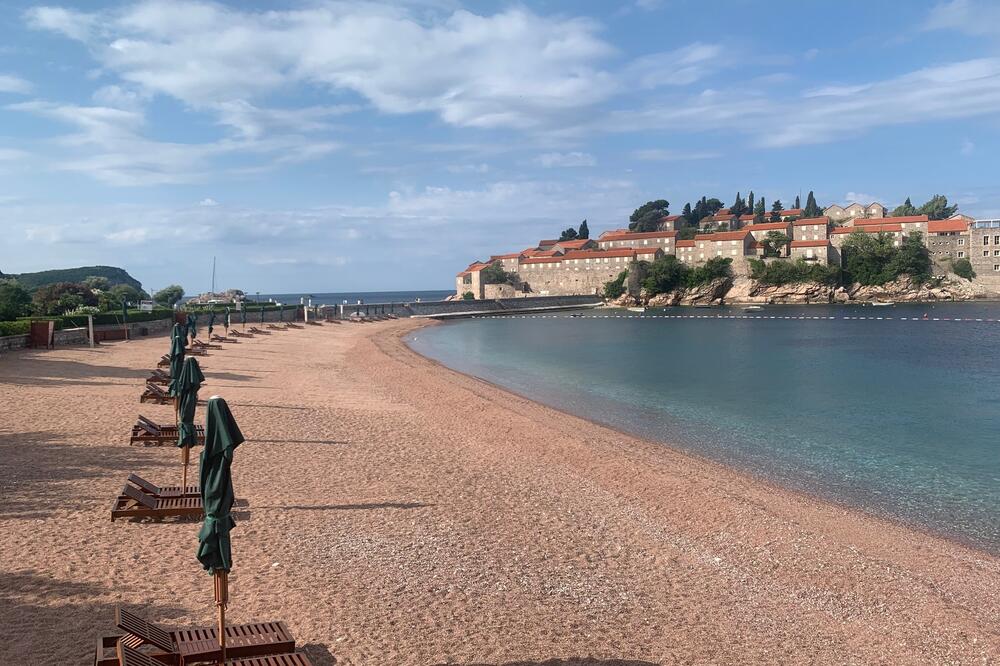 Vila Miločer prve goste prima u petak: Grad hotel &ldquo;Sveti Stefan&rdquo; biće otvoren 1. jula, pripremljen plan korišćenja plaža