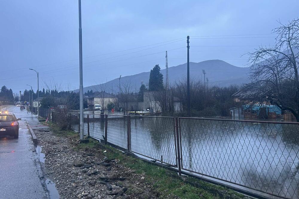 Vodostaji rijeka u blagom opadanju ili stagniraju, meteorolozi u četvrtak očekuju povoljnije vremenske prilike