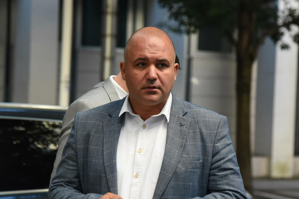 Vraneš odgovorio ministarki Adžović: Prvo dozvole, pa kamen temeljac