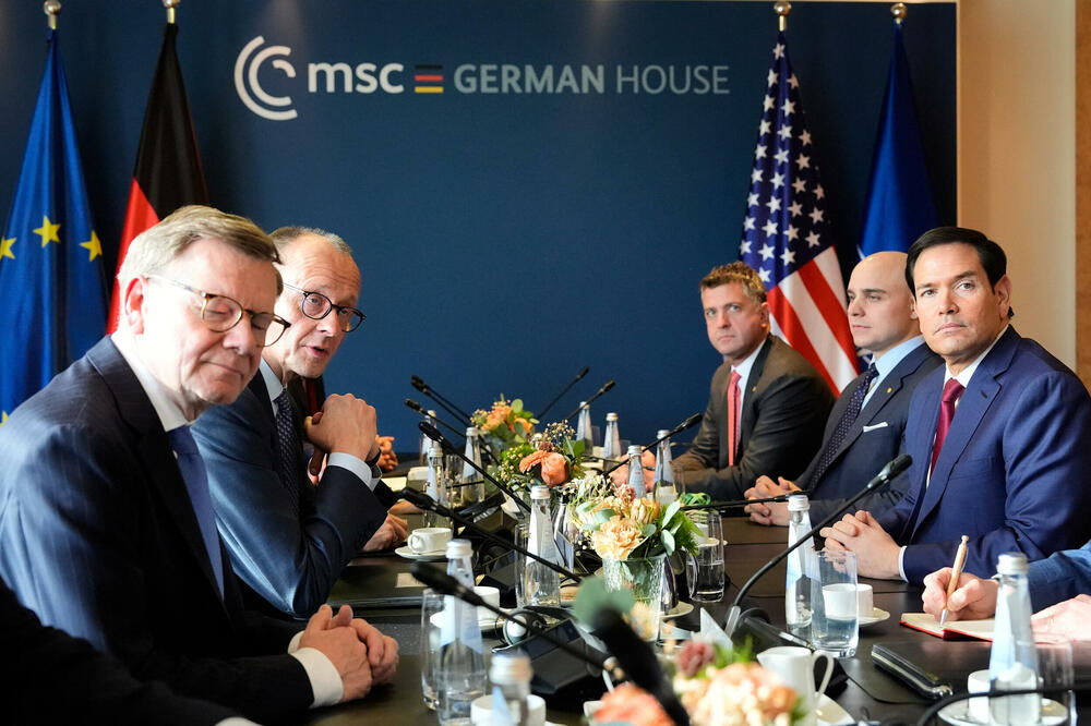 Vrijeme je da NATO donese odluku