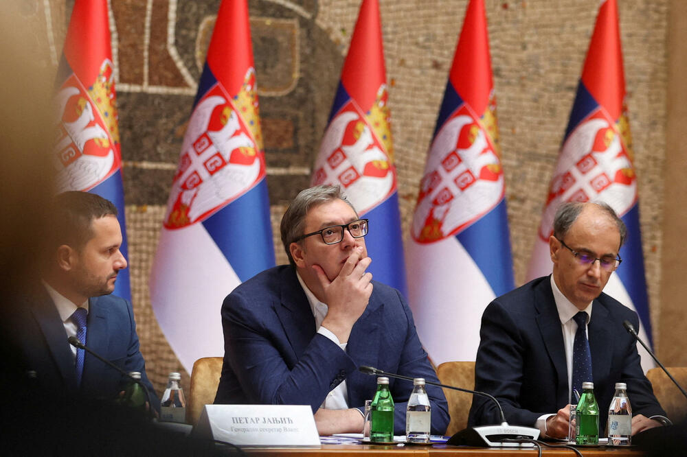 Vučić: Sve ćemo uraditi da naša vojska bude dovoljno snažna, Hrvatska se dramatično brzo naoružava