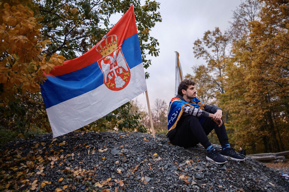 Vučićeva vlast puca po šavovima